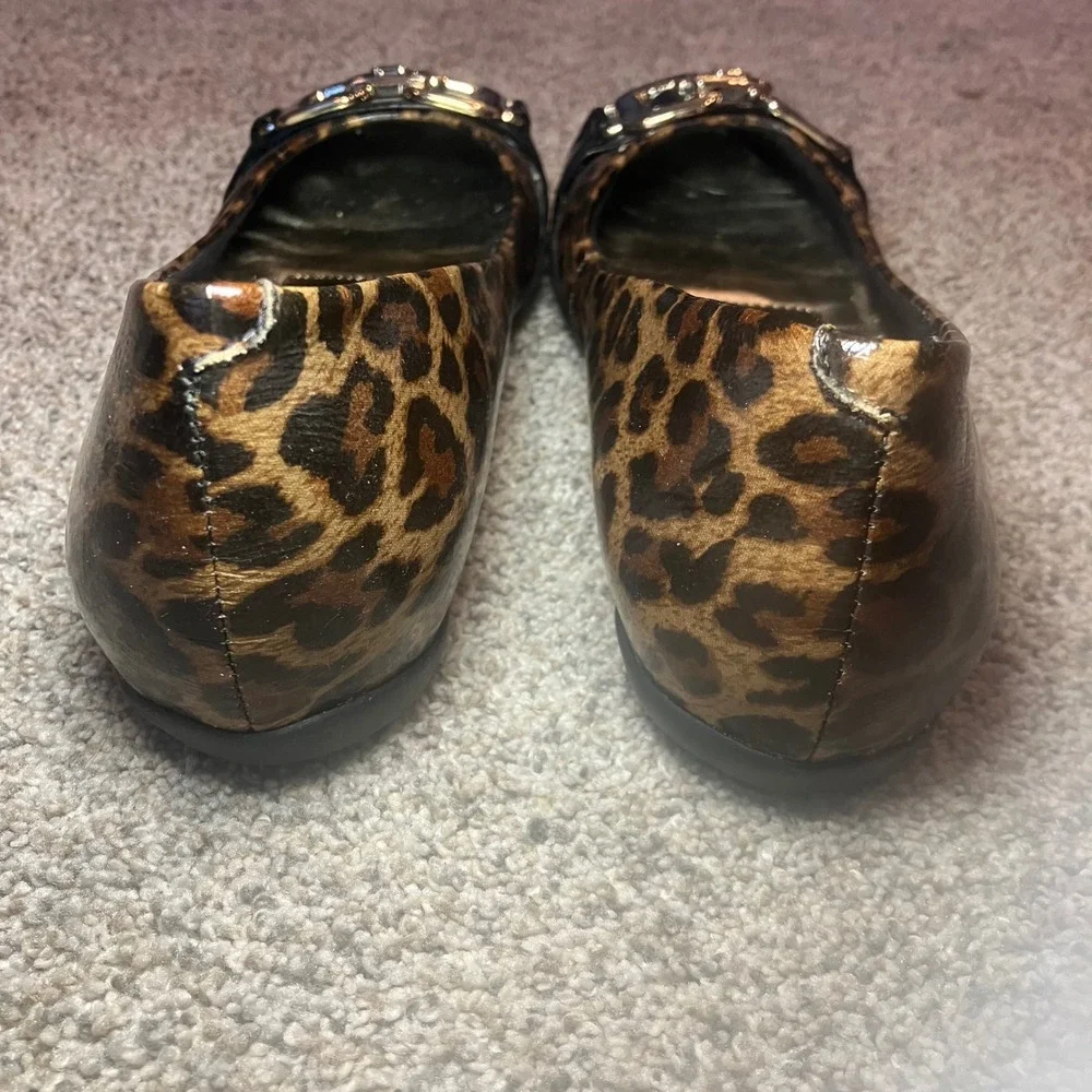 Marc Fisher‎ Charles3 Leopard Print Ballet Flats Gold Buckle Black Toe Womens 7M